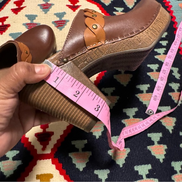 Dansko Brown Genuine Full Grain Leather Rach Braided Heeled Brandy Comfort Clogs - Picture 6 of 10